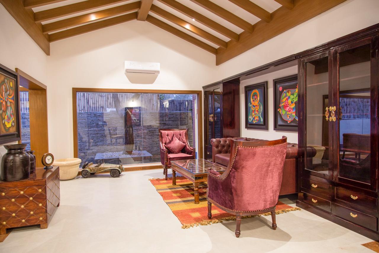 Miraaya Wellness And Golf Resort Chitwan Exterior foto